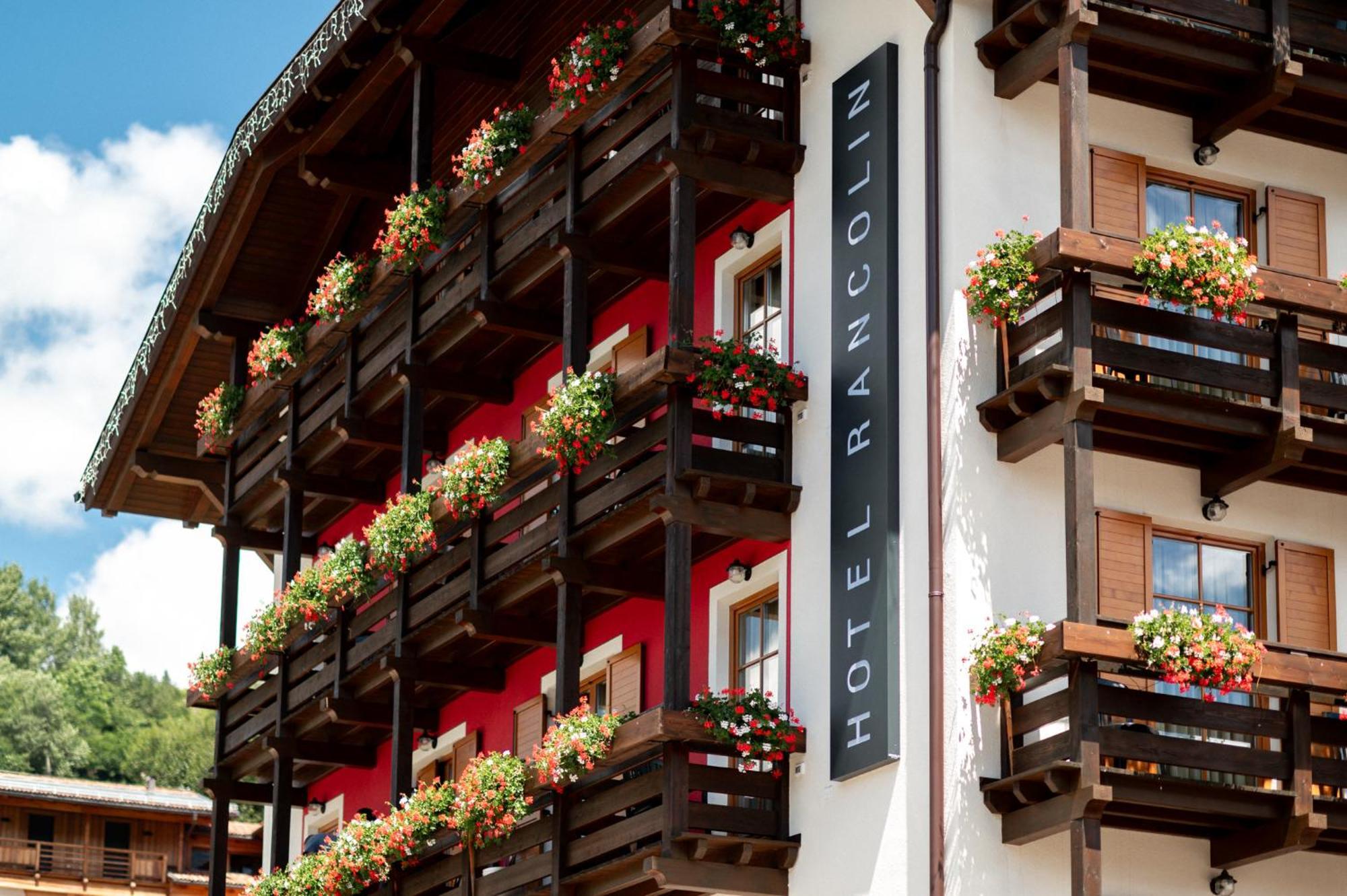 Romantic Charming Hotel Rancolin Moena Exterior photo