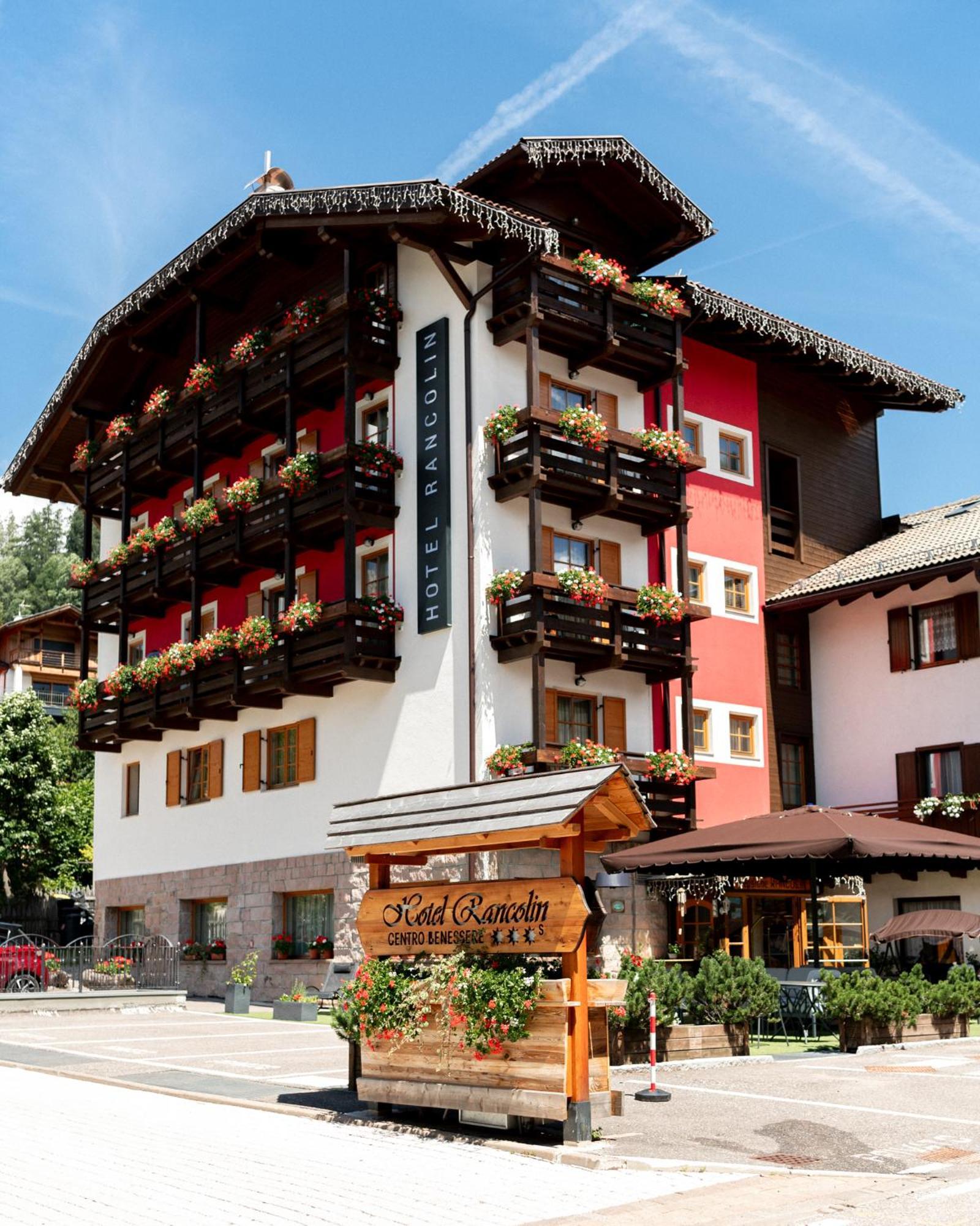 Romantic Charming Hotel Rancolin Moena Exterior photo